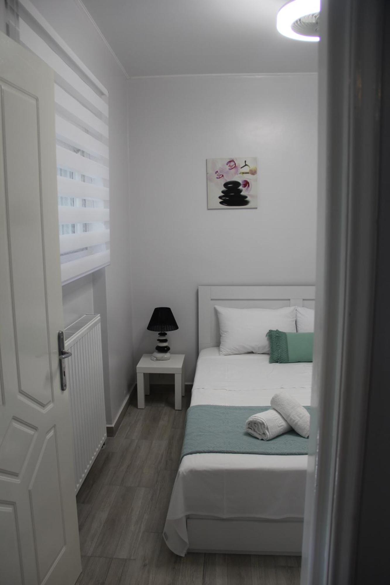 Apartment Patra Greece Екстер'єр фото